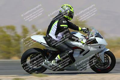 media/Mar-28-2022-Superbike Trackdays (Mon) [[b8603d0f67]]/Open Track Time/Turn 3 Inside/